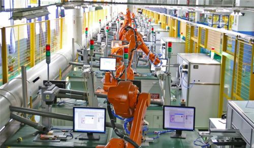 中國電子代工巨頭崛起 年?duì)I收1500億，華為手機(jī)背后的無名英雄