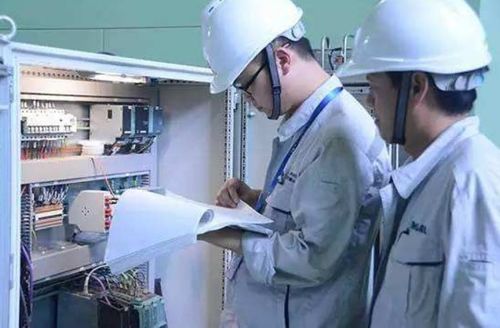 22年專業熱搜榜單 計算機退居第3,電氣沖上第2,財經類未進前10